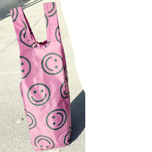 NWOT Wine Baggu - Raspberry Happy - Picture 1 of 4